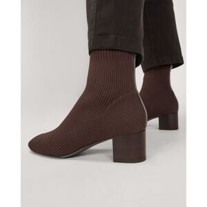 Everlane The Glove Boot in Dark Brown size 5.5 NWB